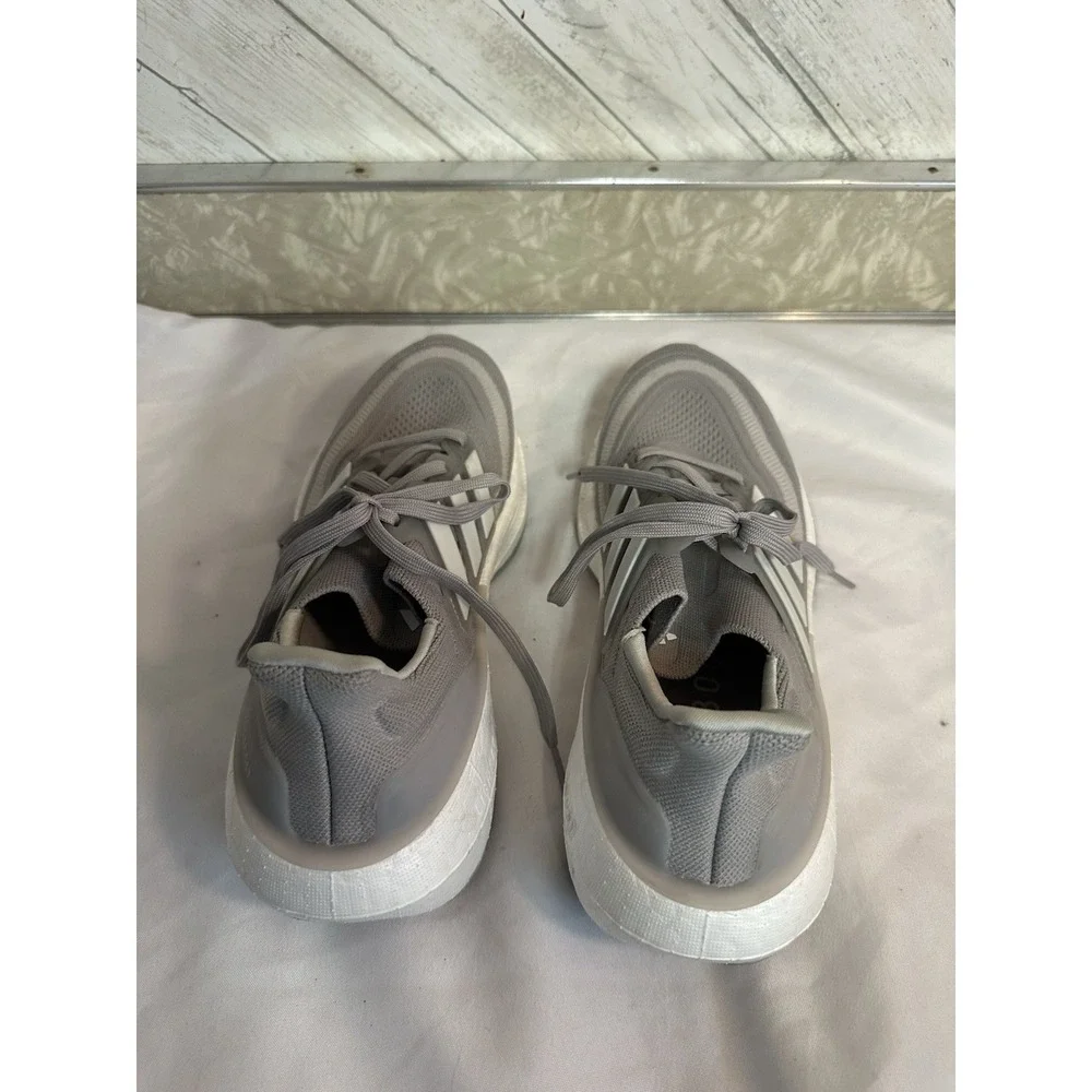 adidas ultraboost light